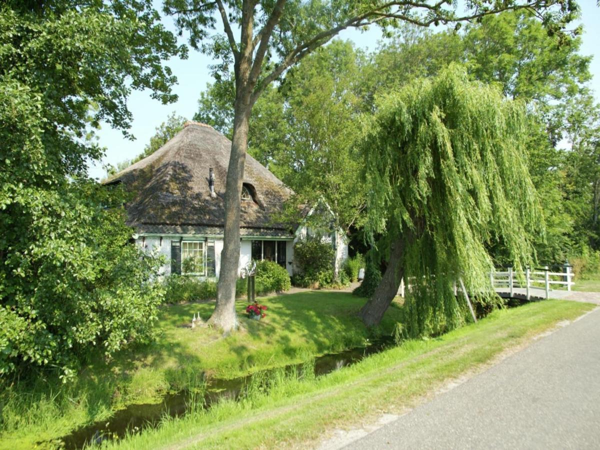 Apartment In Sint Maartensbrug With Garden Exterior photo